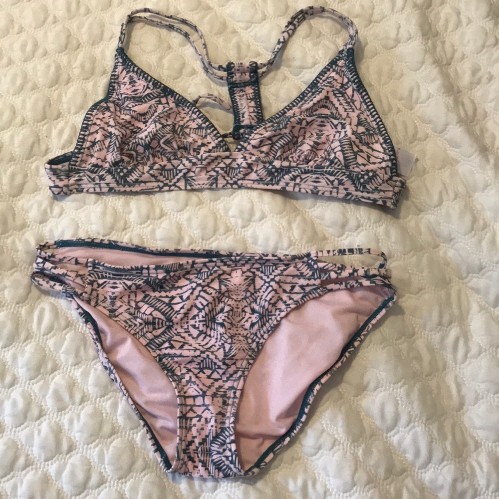 Xhilaration bikini top and bottoms